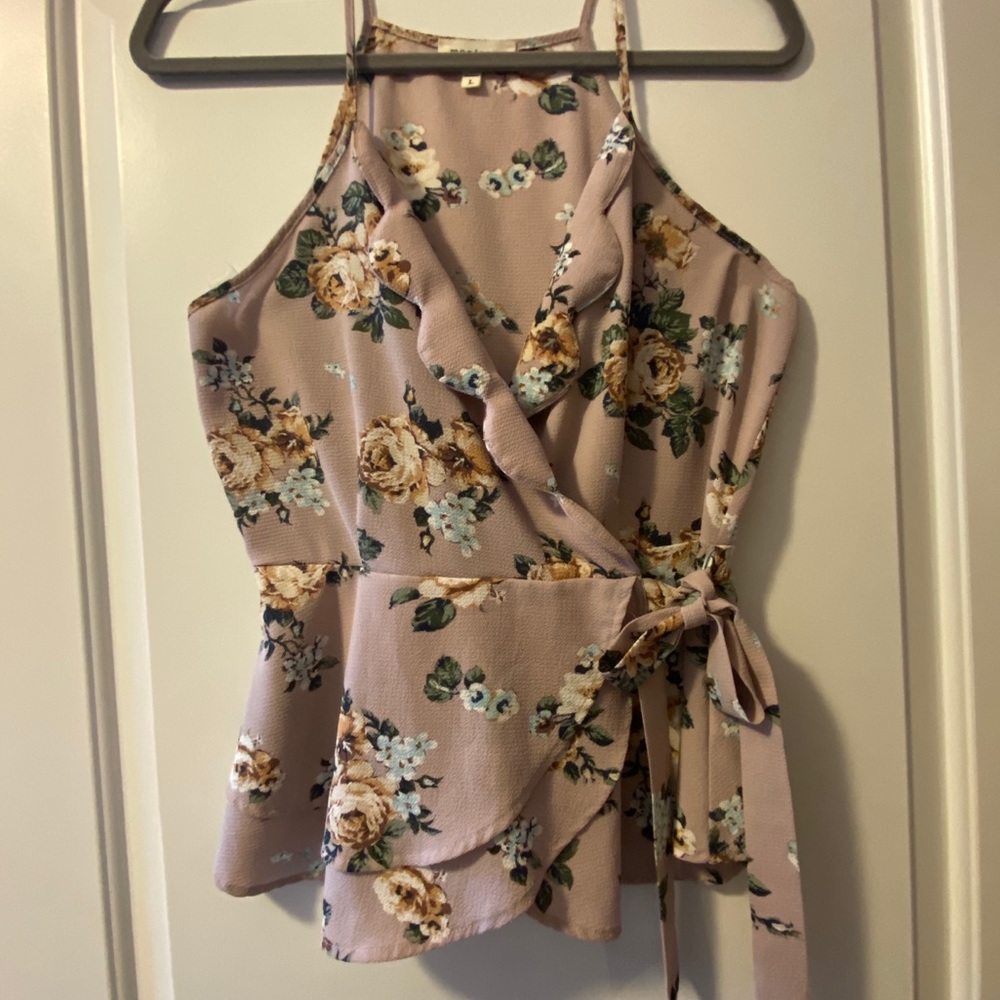 Light purple floral wrap tank top